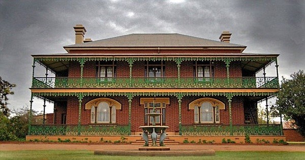 The Ghostly History of Monte Cristo Homestead: Australia’s Most Haunted Location post thumbnail image