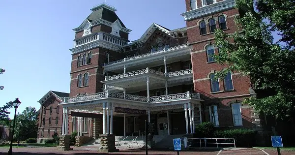 This Midwestern Location Has The Reputation For Being The Most Haunted Town In The USA! post thumbnail image