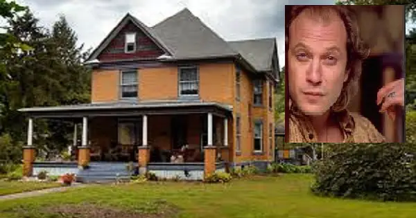 Your Can Stay At The Silence Of The Lambs House This Halloween post thumbnail image