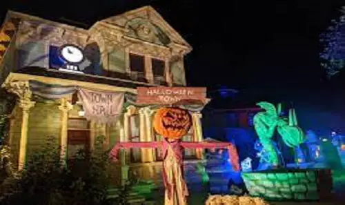 Halloween Road Returns With Hocus Pocus And The Nightmare Before Christmas Experiences post thumbnail image