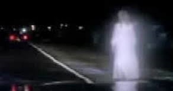 A Creepy Look At Chicago’s Most Haunted Road – Archer Avenue post thumbnail image
