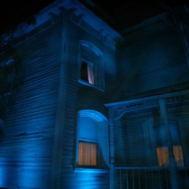 10 Ways To Know If Your House Haunted? post thumbnail image