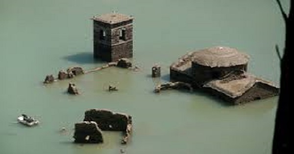 Entire Sunken Medieval Village Is Slowly Emerging From This Italian Lake post thumbnail image
